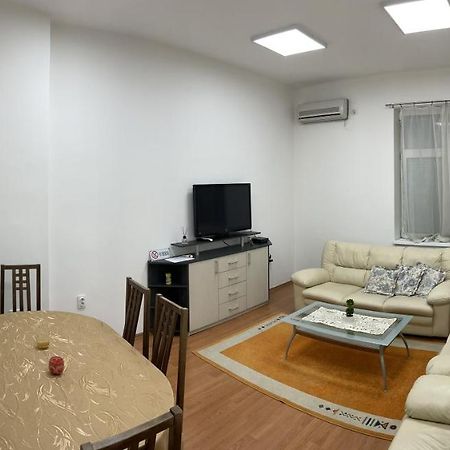 Ata Apartment Skopje Eksteriør bilde